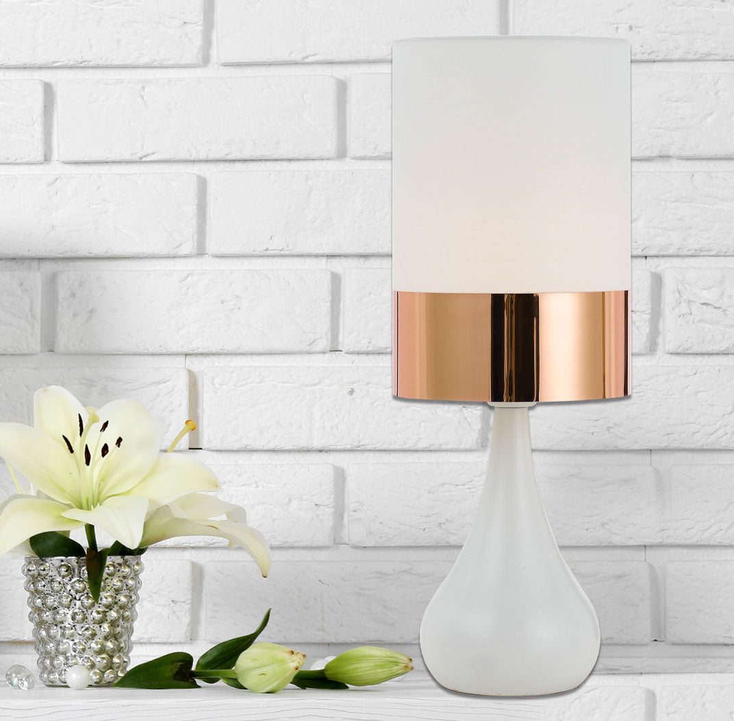 AKIRA TABLE LAMP
