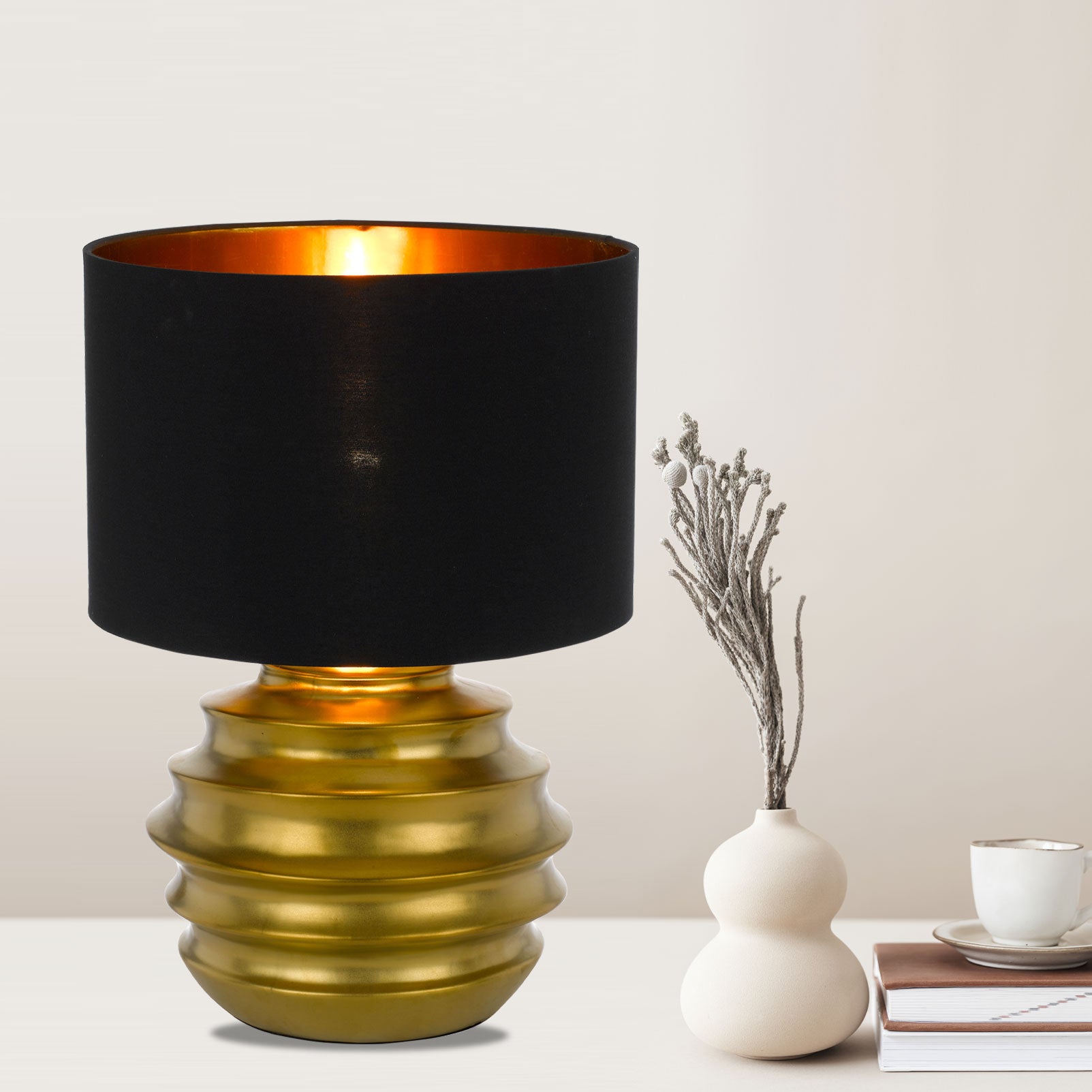 ARAS CERAMIC TABLE LAMP