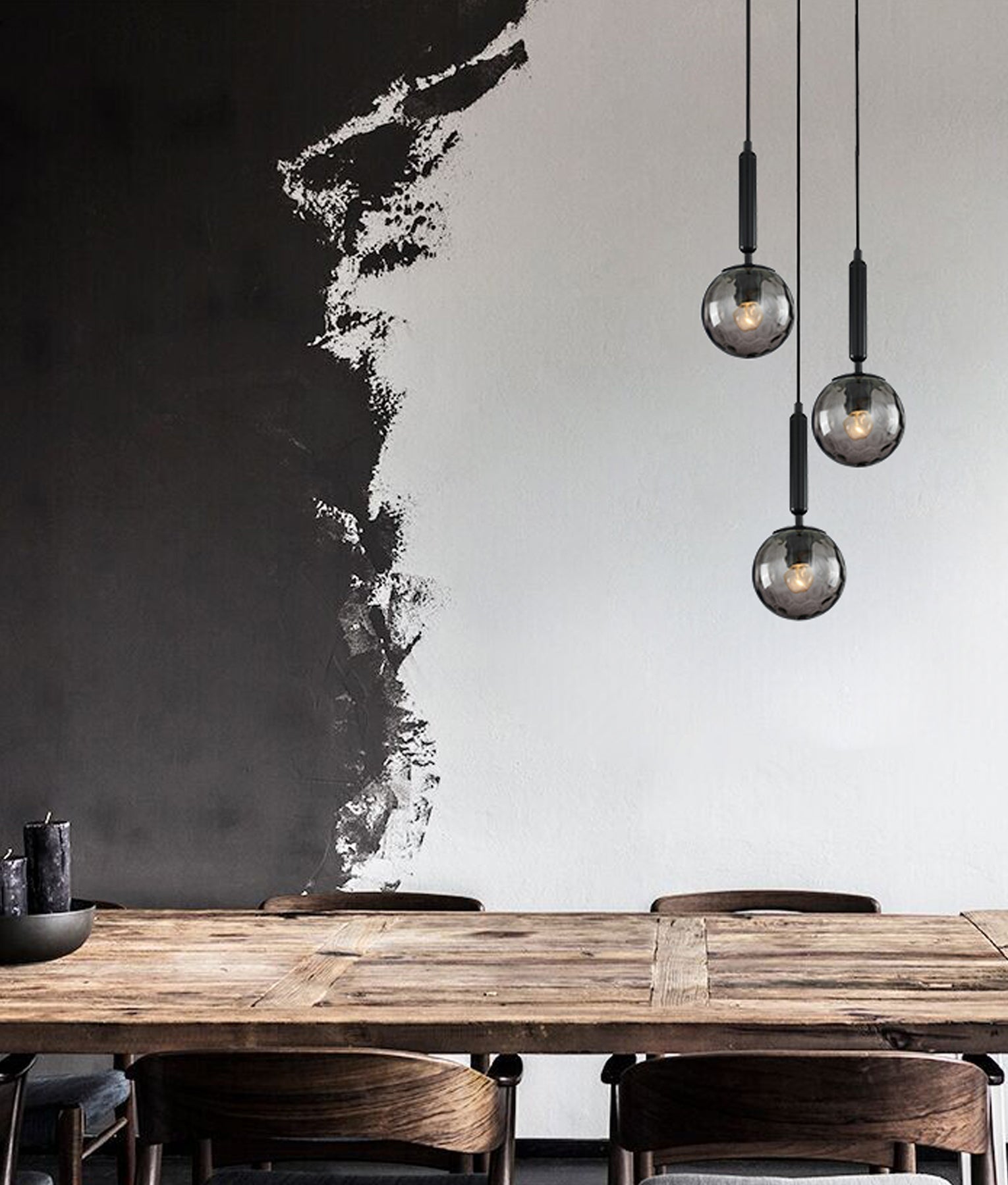TRATTINO: Multiple Round Base Interior Pendant Lights