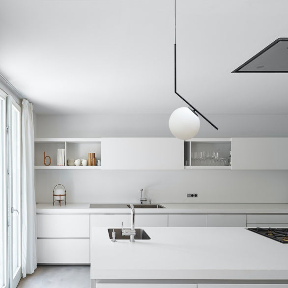 LUNA PENDANT BLK OPAL