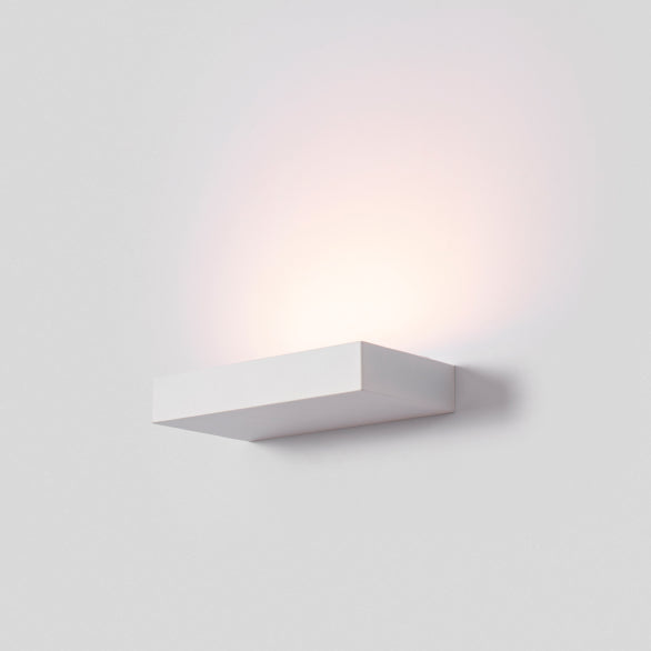 SQUARE UP WALL LIGHT WHITE 20W